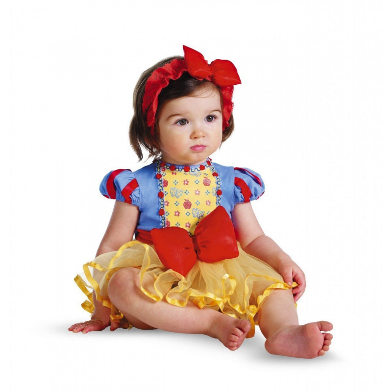 bebe vestida de branca de neve