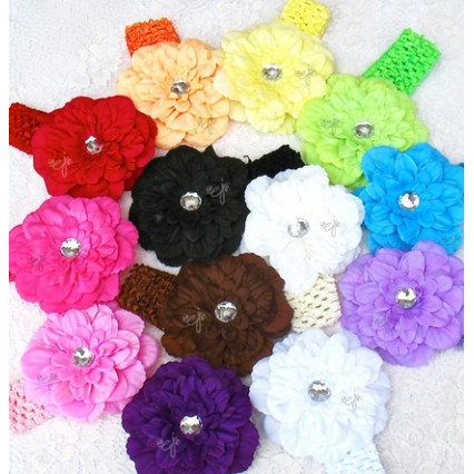 Tiaras de Flores Peonias em Cores Variadas Tiaras de Flores Peonias em Cores Variadas