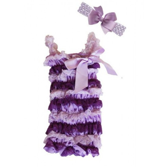 Macacão de Babados em Renda