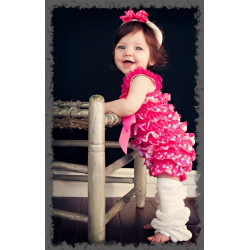 Macacão de Babados em Renda Pink e Branco